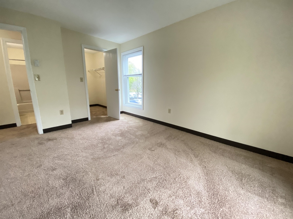 167 Eastern - Photo 31