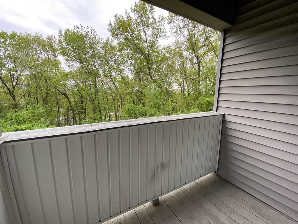 167 Eastern - Photo 13