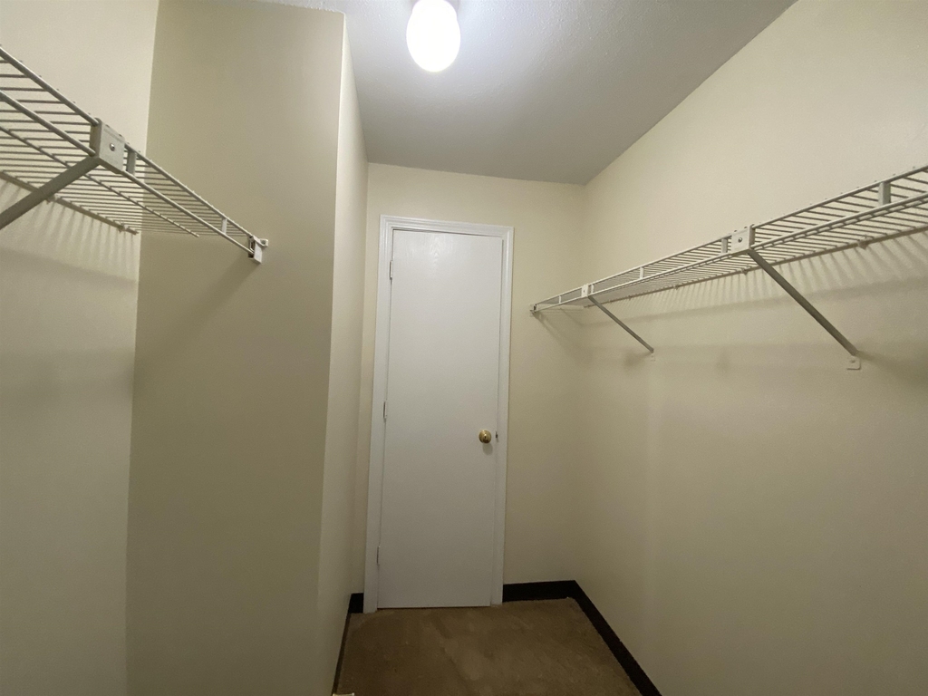 167 Eastern - Photo 32