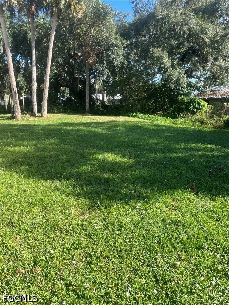 345 3rd Avenue - Photo 2