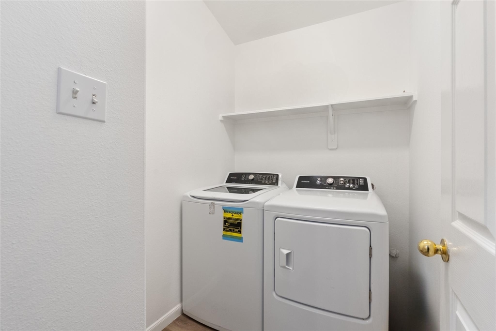 5902 Rye Creek Drive - Photo 10