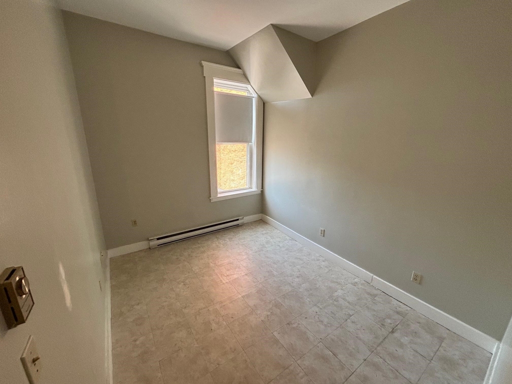 247 Main - Photo 8