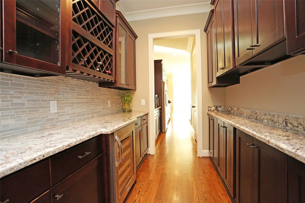 1611 Wakefield Drive - Photo 8