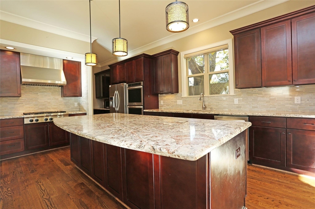1611 Wakefield Drive - Photo 5