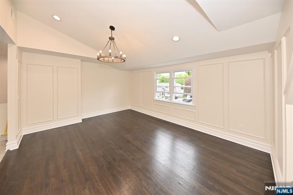 190 Madison - Photo 4