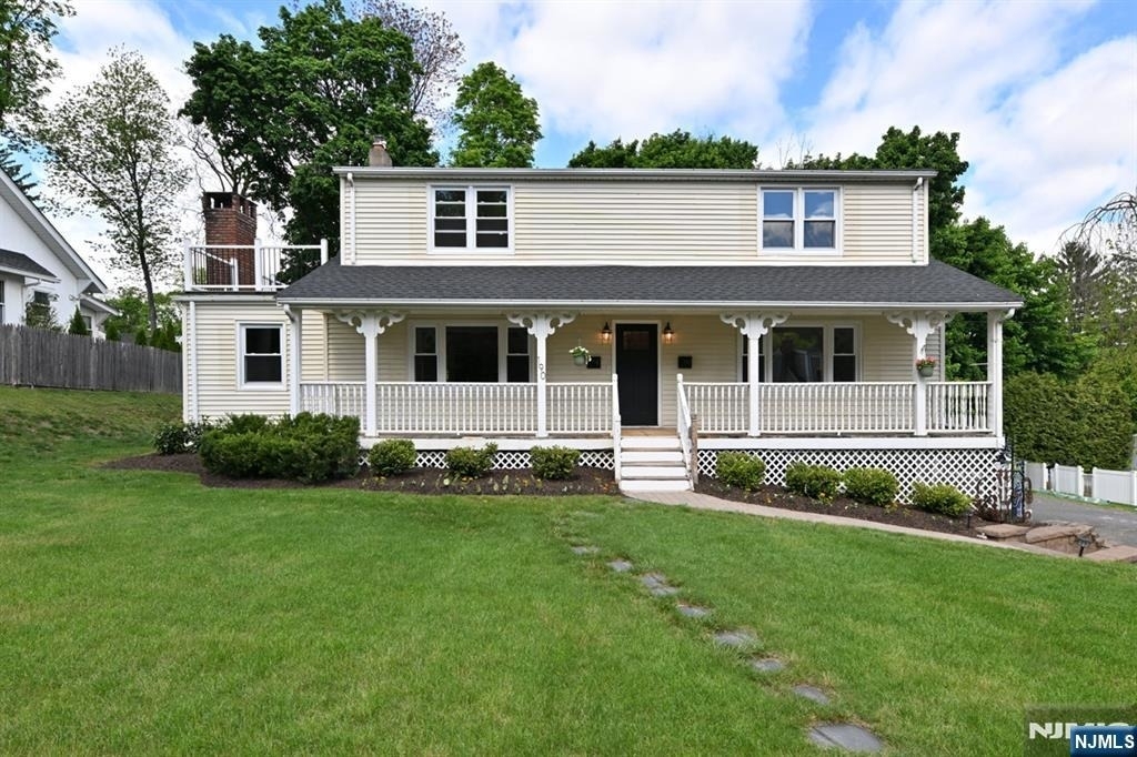 190 Madison - Photo 3