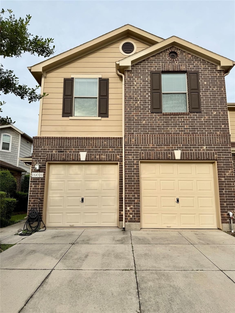 16010 Limestone Lake Drive - Photo 0