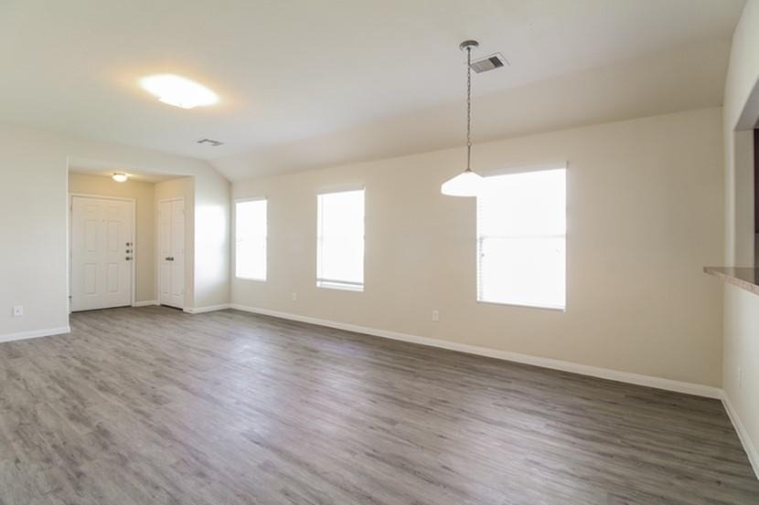 6301 Hogue Street - Photo 4