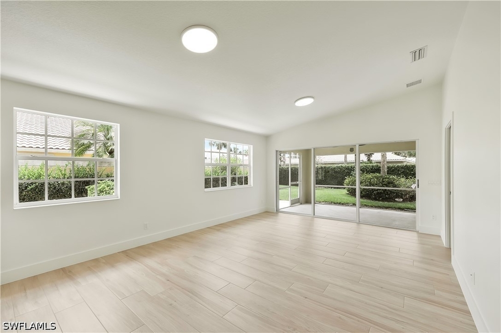 28050 Boccaccio Way - Photo 8