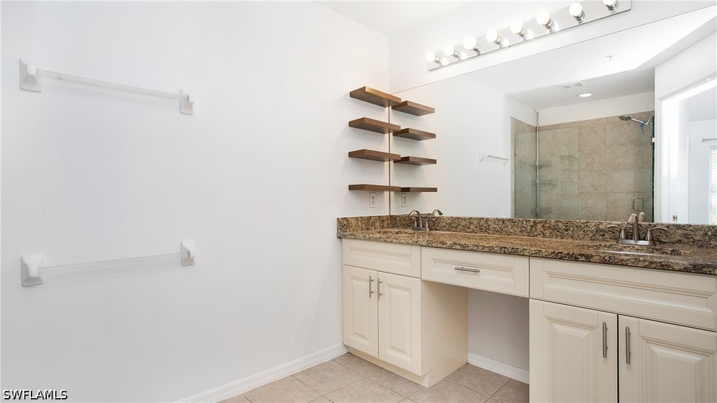 880 Hampton Circle - Photo 22