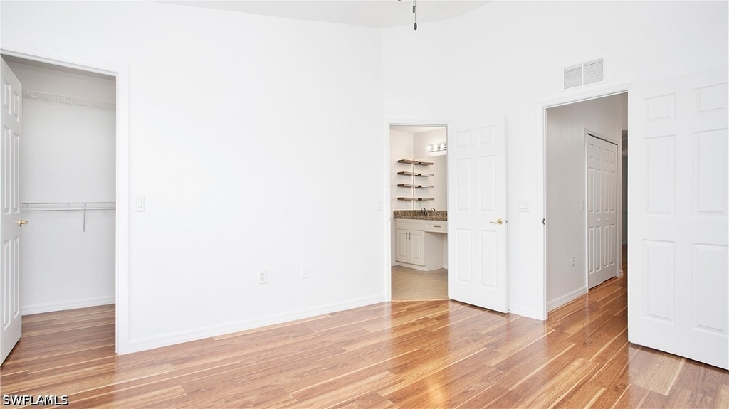 880 Hampton Circle - Photo 21