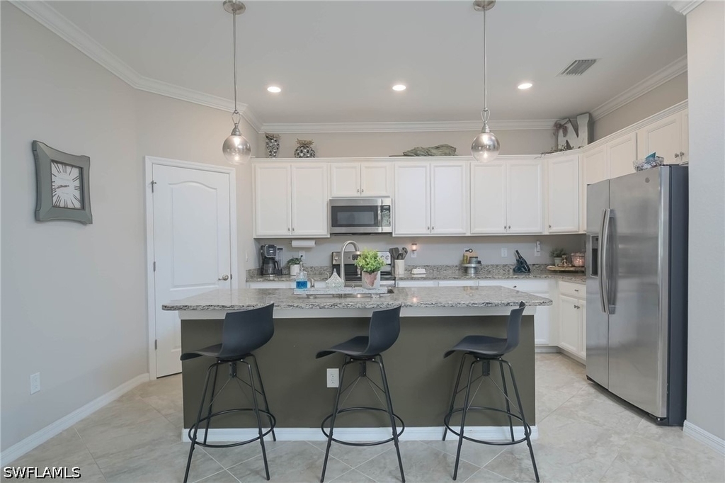2105 Clementine Street - Photo 5