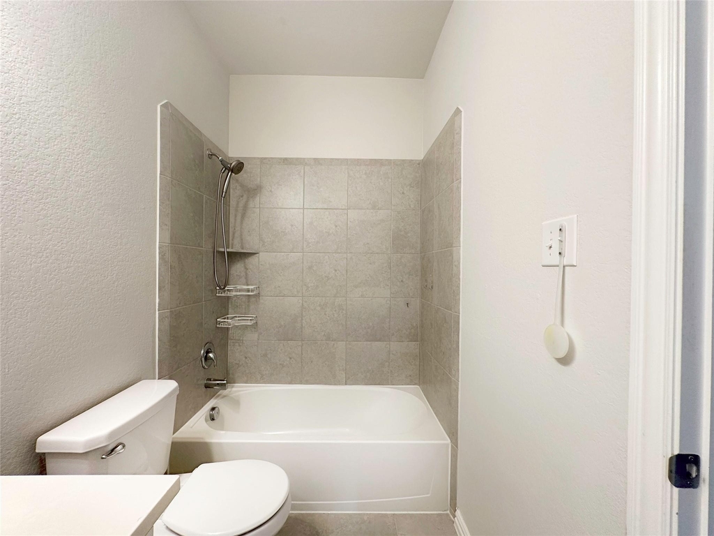 23610 Carducci Drive - Photo 37