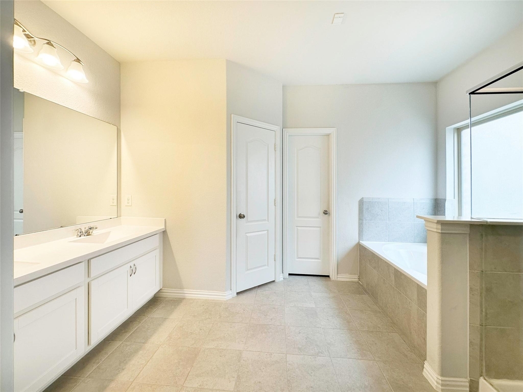 23610 Carducci Drive - Photo 19