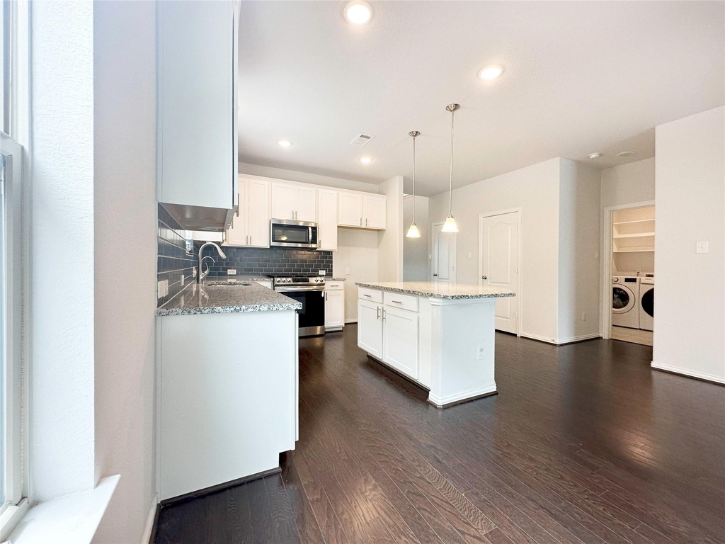 23610 Carducci Drive - Photo 9