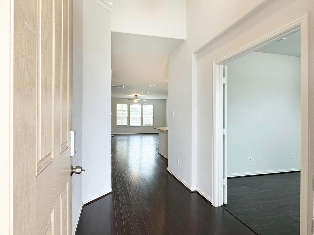 23610 Carducci Drive - Photo 2