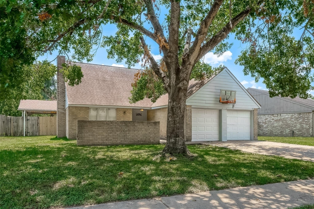 5023 Whispering Falls Drive - Photo 1