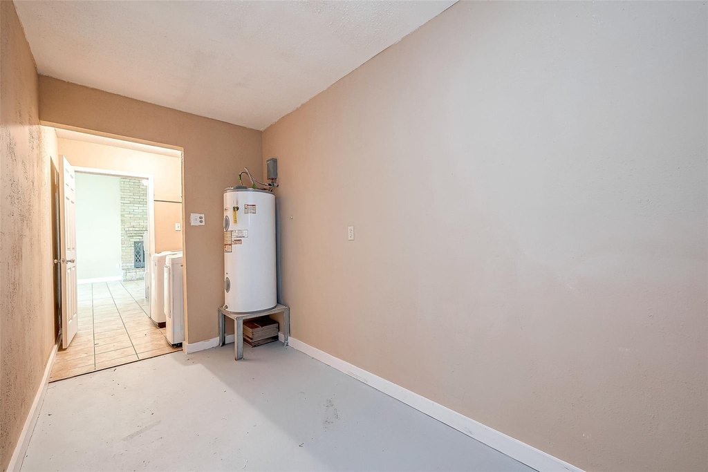 5023 Whispering Falls Drive - Photo 19
