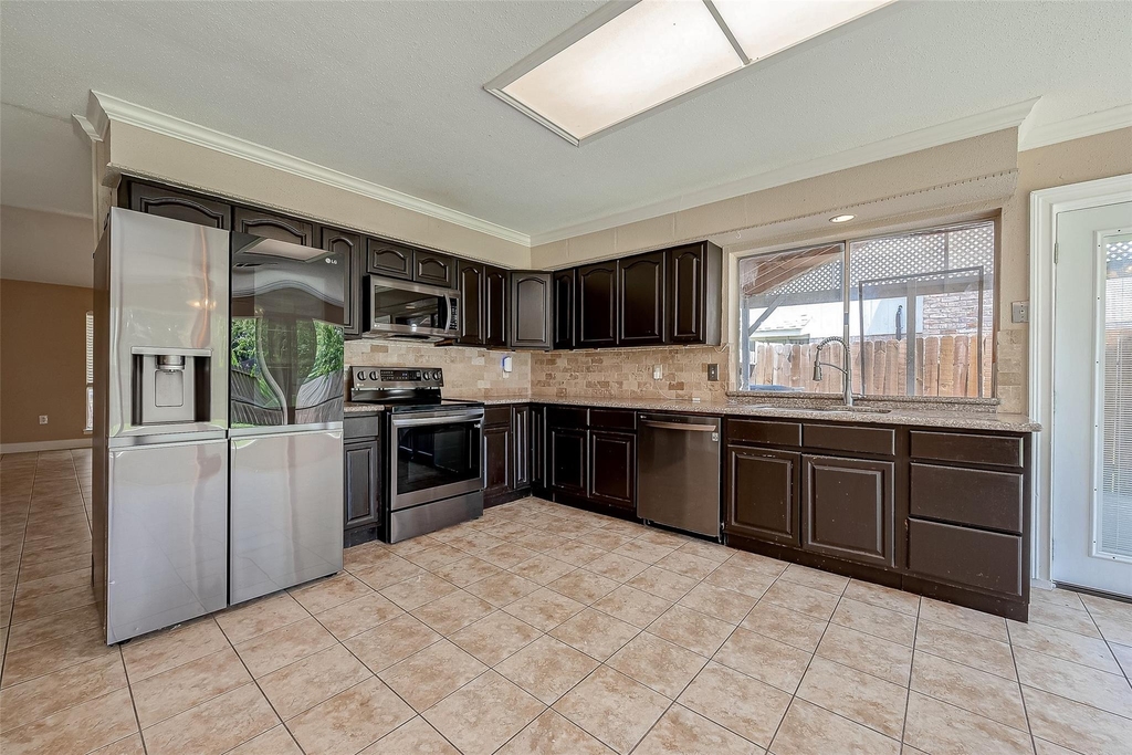 5023 Whispering Falls Drive - Photo 14