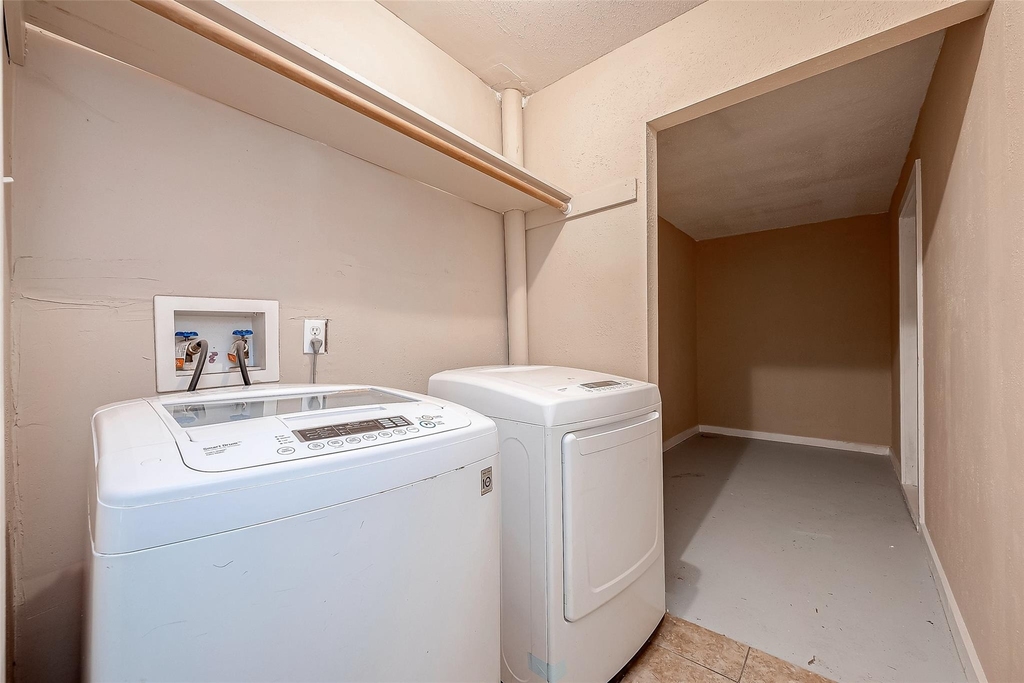 5023 Whispering Falls Drive - Photo 17