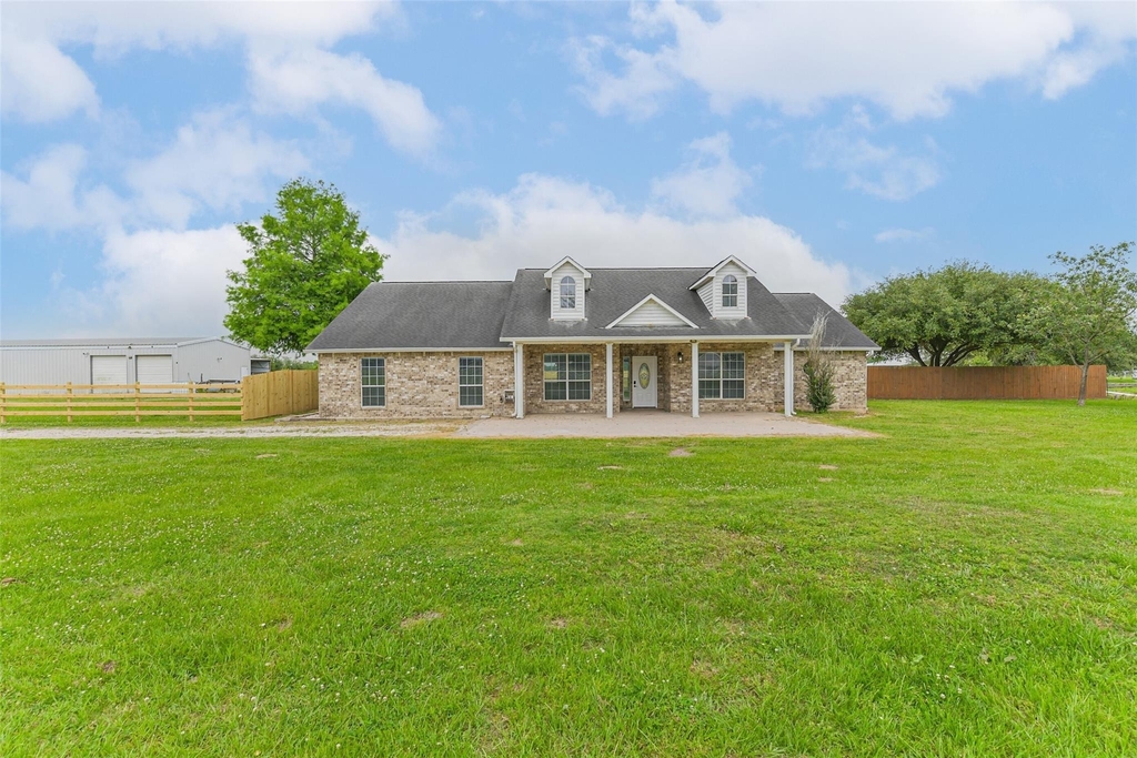 15320 Mound Road - Photo 2