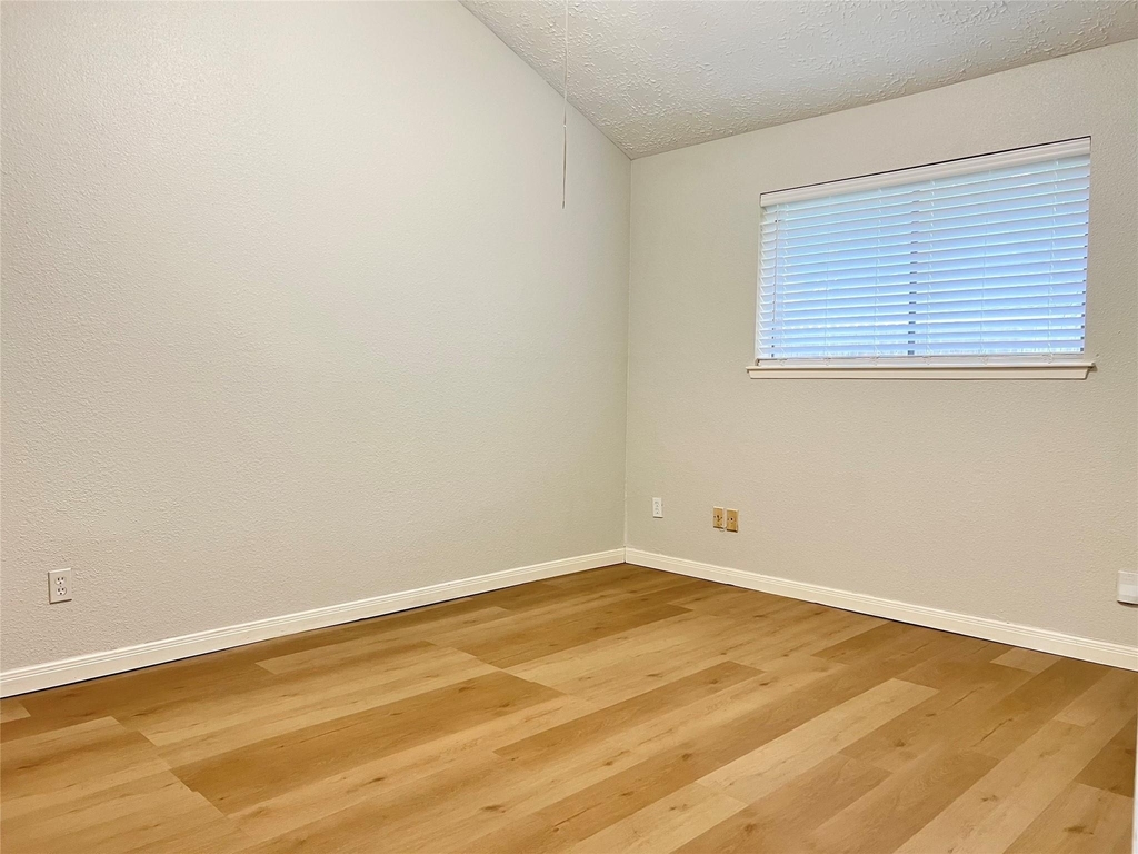 21414 Park Run Drive - Photo 20