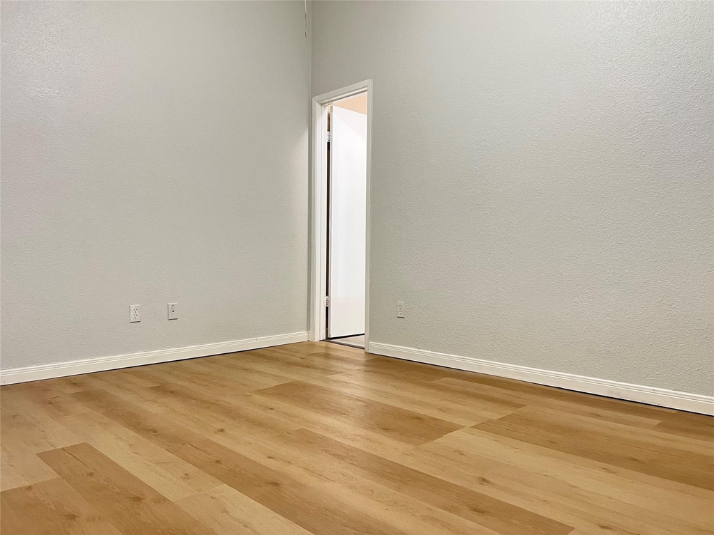 21414 Park Run Drive - Photo 19