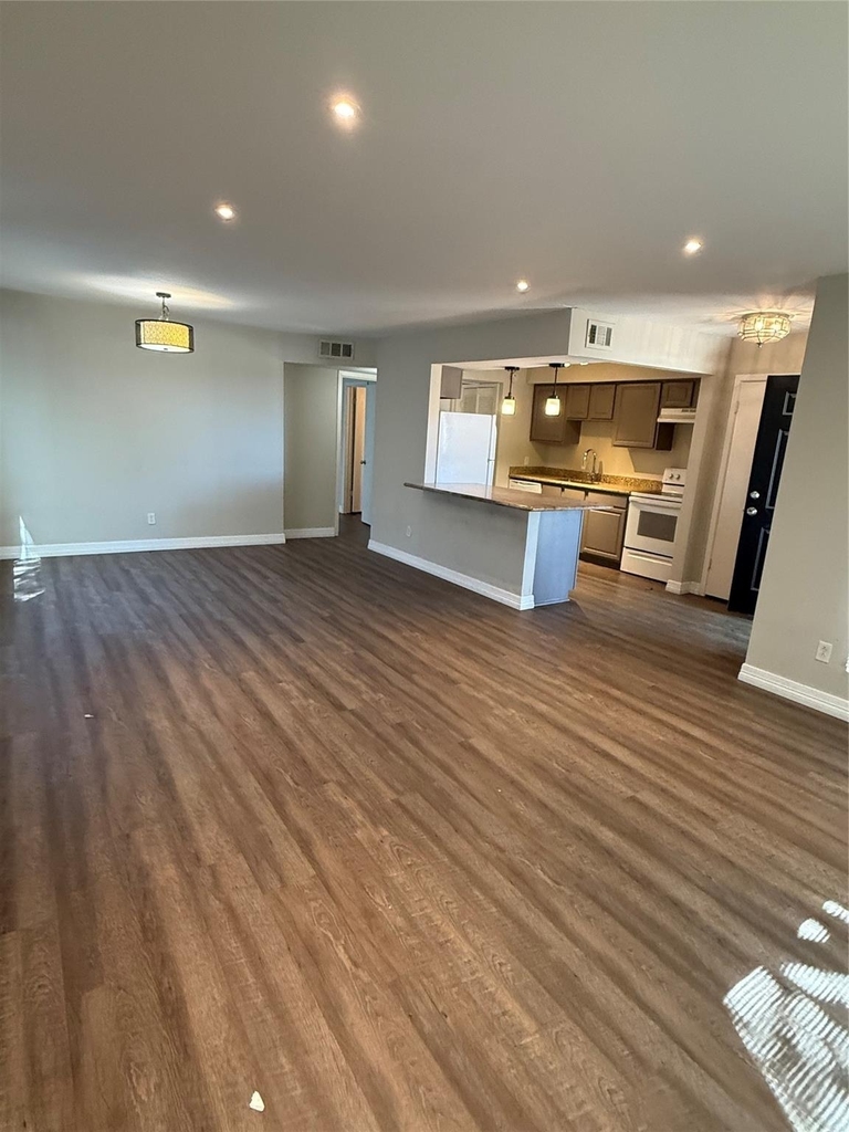 17202 Imperial Valley Drive - Photo 3