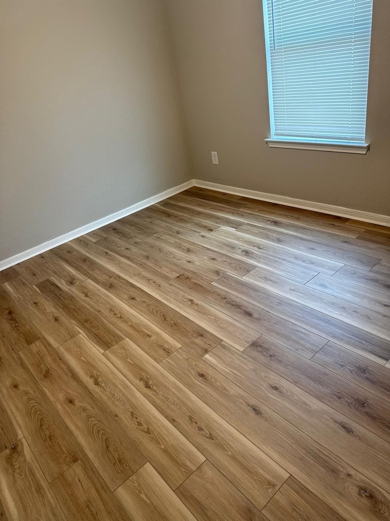 12010 Clifton Oaks Drive - Photo 14