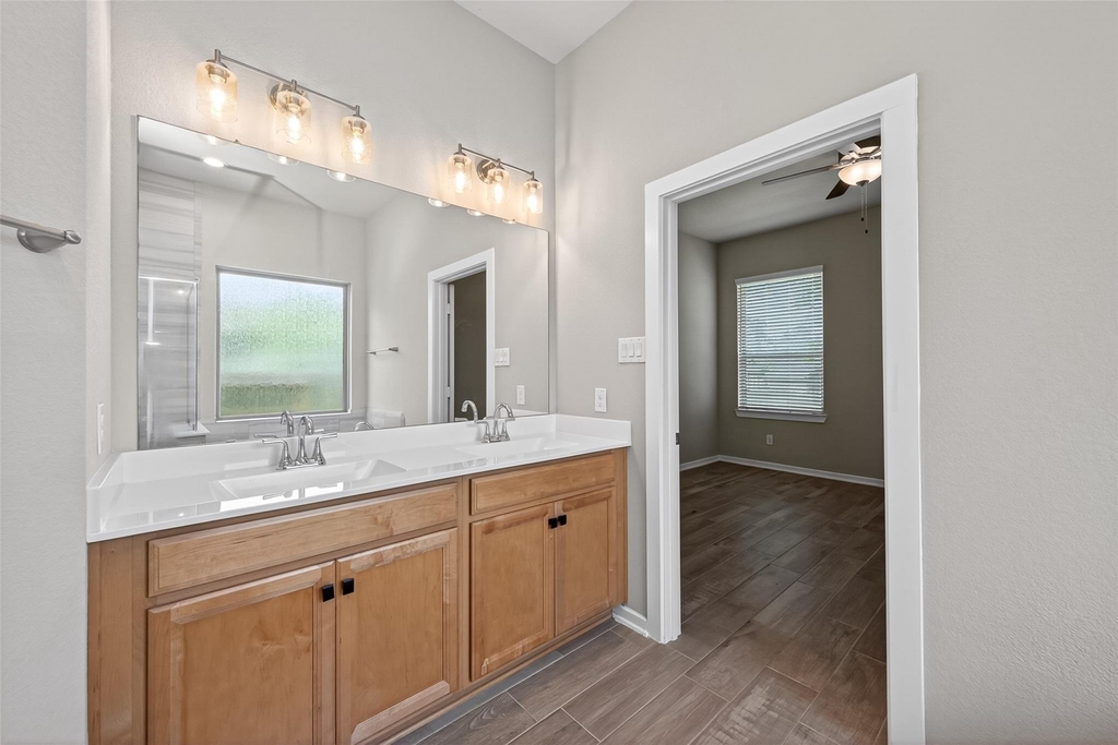 516 Shine Court - Photo 29