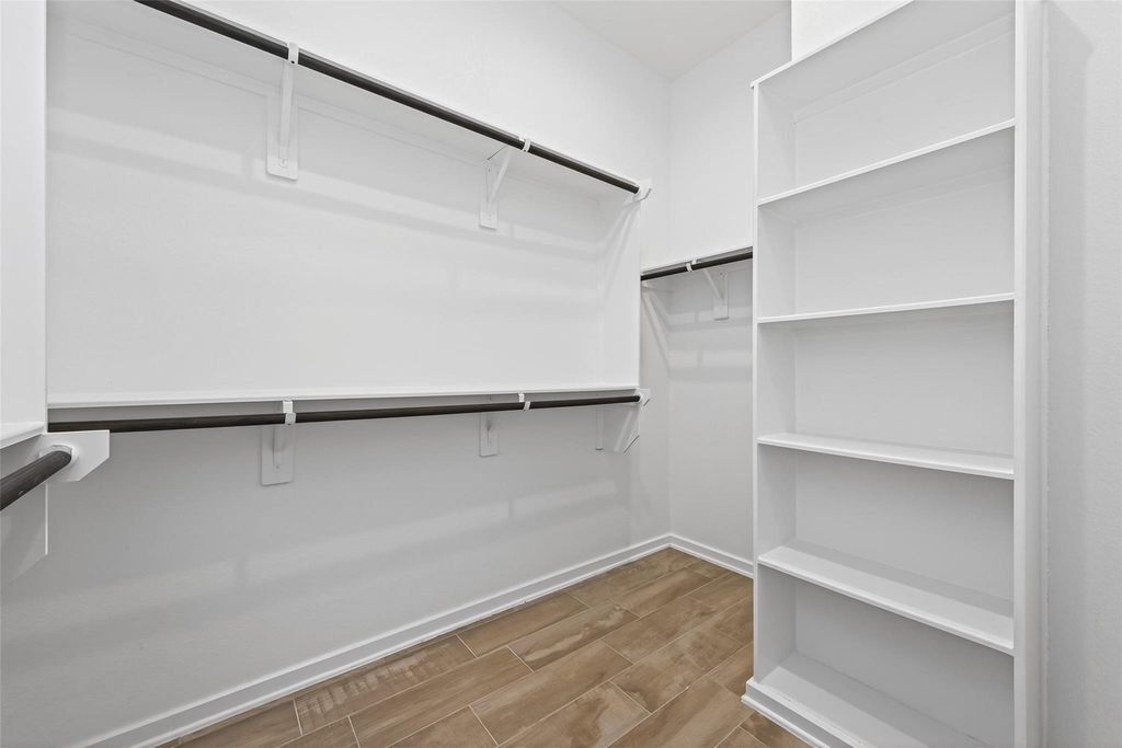 516 Shine Court - Photo 32