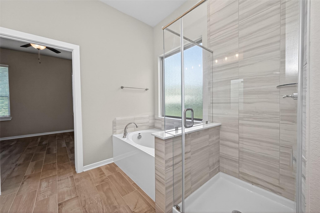 516 Shine Court - Photo 30