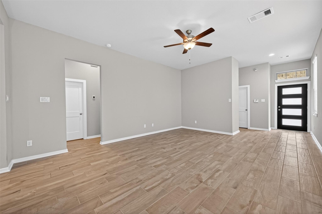 516 Shine Court - Photo 12