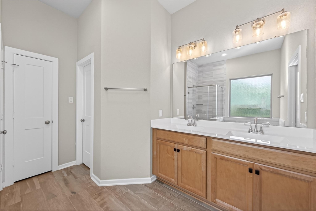 516 Shine Court - Photo 28