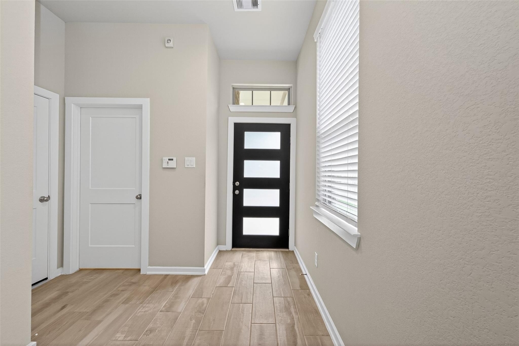 516 Shine Court - Photo 6