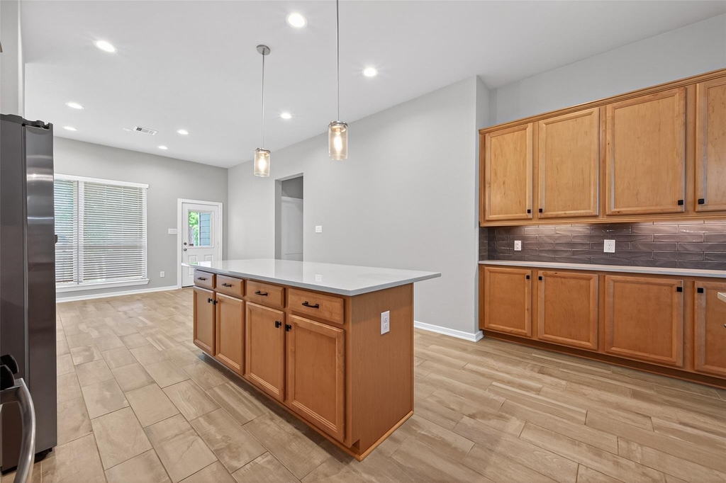 516 Shine Court - Photo 15