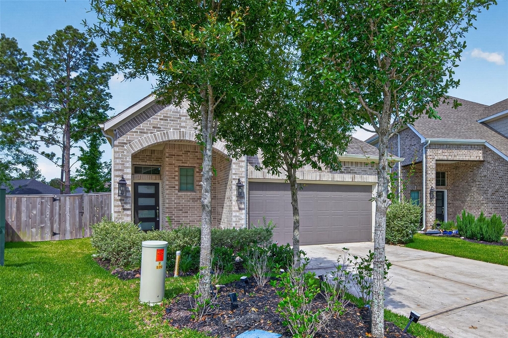 516 Shine Court - Photo 2