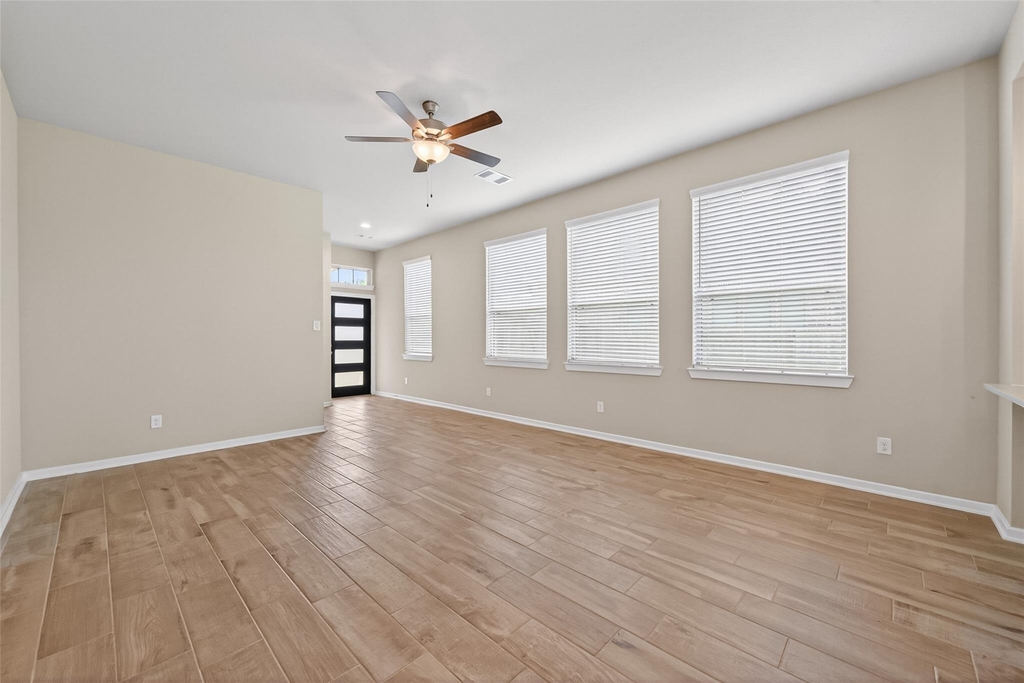 516 Shine Court - Photo 11