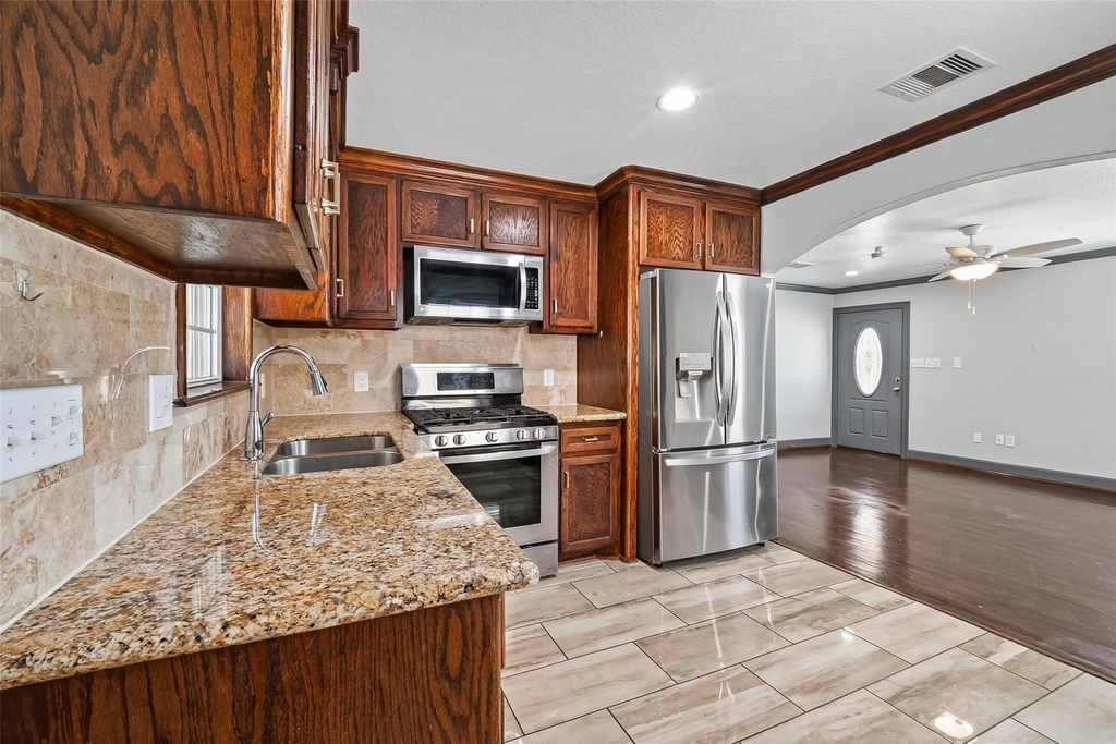 7623 Mchenry Street - Photo 11