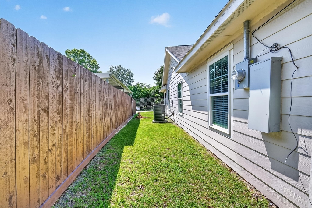 7623 Mchenry Street - Photo 33