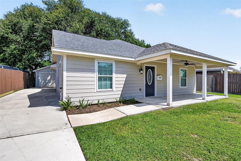 7623 Mchenry Street - Photo 1
