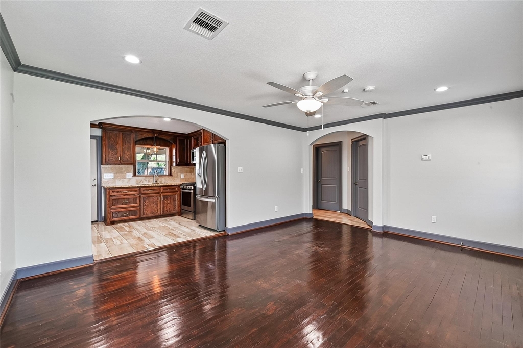 7623 Mchenry Street - Photo 9