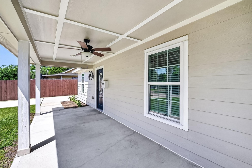 7623 Mchenry Street - Photo 4