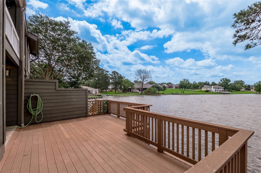 208 Waters Edge - Photo 22
