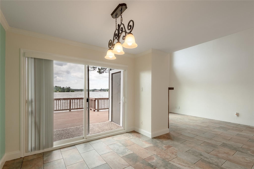 208 Waters Edge - Photo 7