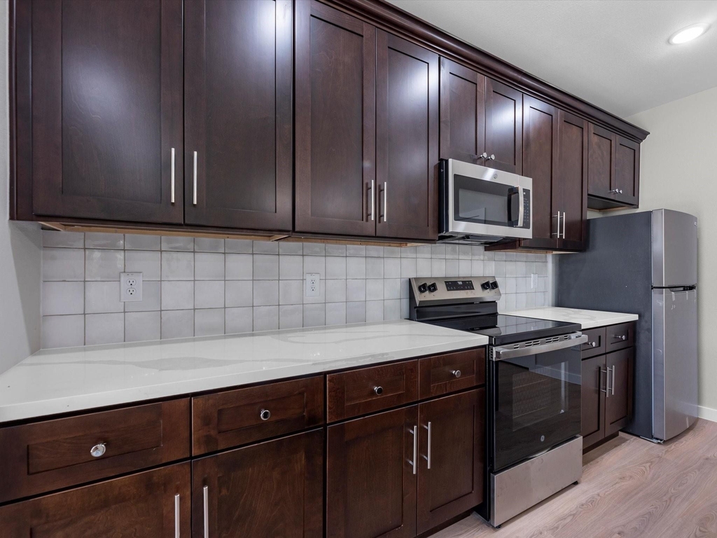 5201 Kenilwood Dr - Photo 10