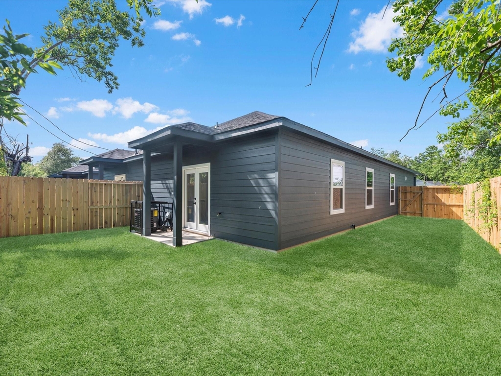 5201 Kenilwood Dr - Photo 22