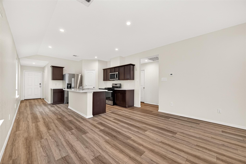 1710 Legacy Hills Drive - Photo 7