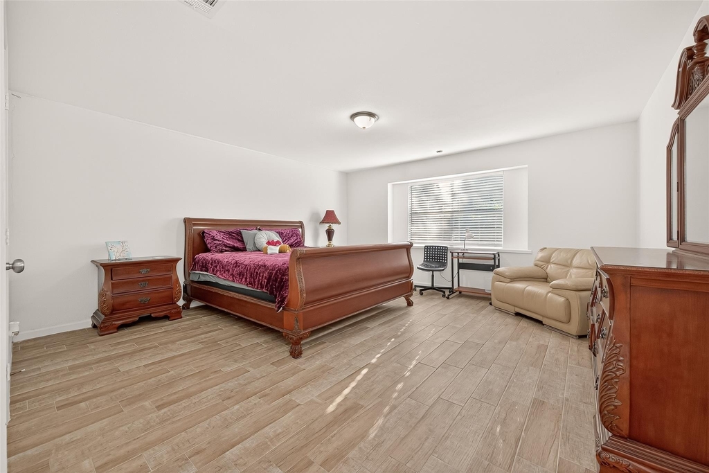 3815 Fernglade Drive - Photo 25