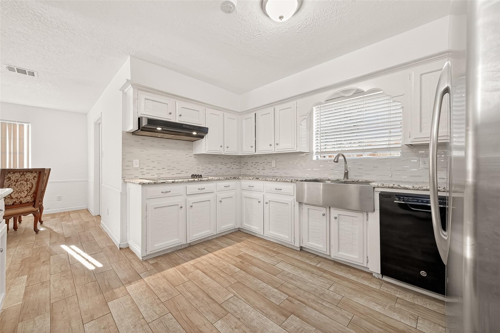 3815 Fernglade Drive - Photo 19